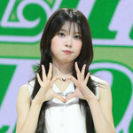 [1줄컷] 아일릿 <b>모카</b> 부상에도 ‘밤’은 뜬다… 컴백 시동 ON