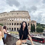 '10살 연하' 한예슬, 크롭티로 잘록 허리 노출