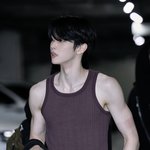 와 근데 <b>성찬</b>은 머리 자르니까