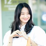 [모두드루와] [포토] 김우빈 신민아, 사랑 듬뿍 <b>미소</b>