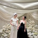 제시카, 블랙 드레스+오프숄더..절친 결혼식 하객룩도 남달라