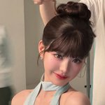 아이브 장원영, 오드리 헵번 환생? 초근접 셀카도 굴욕없어