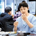 [<b>TV</b>조선] 육성재가 반한 춘천 냉면