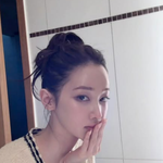 전종서, <b>민낯</b>+똥머리에도 빛나는 미모...퇴폐美 '가득'