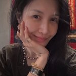 엄태웅 용서' 윤혜진, 얼굴만 한 액세서리까지 <b>소화</b> 가능한 힙함