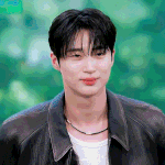 째<b>롱이</b>가 변우석