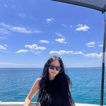 “사랑을 담아 보냅니다”…한예슬, 바다 위 여유→청량한 휴식