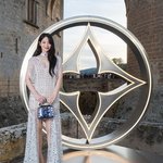 신민아, 아찔 시스루룩..사랑스러운데 섹시하기까지