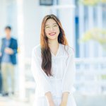 [사진]레드벨벳 크러쉬 조이,'공항 물들이는 <b>미소</b>'