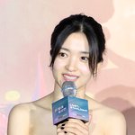 필요한’ 김태리 “‘아가씨’·‘<b>미션</b>’ 이후 목소리 콤플렉스 많았다”