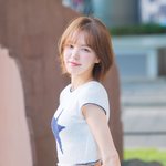 그렇지 못한 탄탄 복근’ (웬디의 영스트리트 출근길) [<b>HD</b>포토]