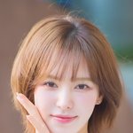 더욱 돋보이는 헤어컬러’ (웬디의 영스트리트 출근길) [<b>HD</b>포토]