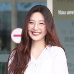 [E포토] 레드벨벳크러쉬 조이, '소녀<b>미</b> 더하는 안경 스타일링'