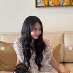  스페인 명품 행사서 여신 미모 발산…시스루 드레스로 시선 <b>압도</b>