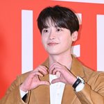 ‘아이유’ 이종석, 샌드위치로 끼니 때우고 피곤 “인생 뭐 있어”(서초동)