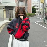 카리나, '빨간색 2번 <b>점퍼</b>' 논란 직접 해명 "주의 깊게 행동할...