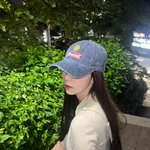 “흐음”…우주소녀 여름, <b>미묘</b>한 시선→초여름 밤 산책