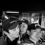 신화 이민우, 전진·앤디와 '싢복절' 10주년 자축…하하·김상혁도...