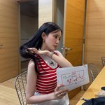 효민, 10살 연상 금융맨과 결혼하더니…한 손가락에만 '명품 반지'...