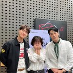 <b>폐인</b>' 이은지, 소지섭 옆 소녀팬 모드..손하트에 수줍 미소까지