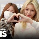 <b>유니스</b>, 입국 현장부터 분위기 후끈 [TV10]