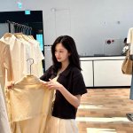 “나 뭐샀게”…백진희, 햇살 가득 쇼핑→설렘 가득한 변주