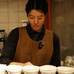이동건, 강해림과 열애설 후…카페에서 여전히 커피 내리는 모습 공개