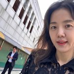 정준호이하정, 검은 옷 입고 투표 인증샷 “줄 길어 <b>냉동</b>떡도 녹아”