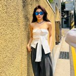 '아슬아슬 볼륨감' 하지원, 그림같은 <b>상체</b> 라인 드러낸 크롭톱 패션...