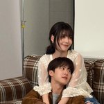 최수영, 공명과 실제 <b>연인</b>같은 백허그...정경호 질투할라