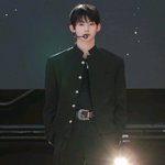 얼굴도 잘생기고 예쁜데 <b>비율</b>도 좋은 아이돌은