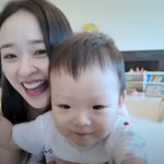 '금융맨' 손연재, 15개월 아들 공개… "입술이 똑닯았네"