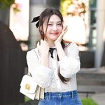 [포토] 레드벨벳크러쉬 조이 '<b>청량</b> 꽃미모'