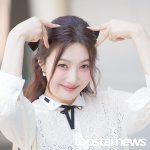 크러쉬 조이, ‘둥냥이 왔어요’ (<b>동물</b>농장 출근길) [HD포토]