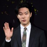 [단독] '<b>FA</b> 대어' 류준열, 송혜교와 가족 된다..씨제스 떠나...