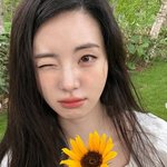 '언<b>슬전</b>' 신시아, 무쌍꺼풀 매력 팡팡…누가 꽃이야? 청순을 삼켰다