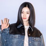 [드루와] [현장포토] "오늘도 아름다워"…김태리, 현실의 인형