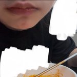 니네 진짜 니네만 할 것 같은 이상한 행동 있냐
