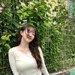 “햇살 아래 부드러운 <b>미소</b>”…예린, 초여름 빈티지 감성→청순·싱그러움...