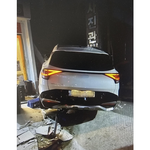 <b>SUV</b>, 오토바이·보행자 잇따라 들이받아 10대 여학생 사망