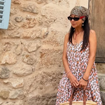 <b>호피</b> 여신 강림?…황신혜, 스페인서 또 레전드 미모