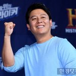 대기실서 사진 찍었어요"…28년 팬 인증에 "부럽다" <b>vs</b> "진상"
