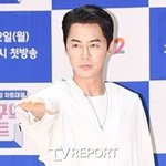 전진 "신화 활동? 아직 구체적 계획 無...콘서트+앨범 내고파"...