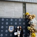 이혼’ 박지윤, 딸 국제학교 졸업식 <b>참석</b> “허리 펴질 틈 없어”