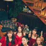 [단독]에이핑크 박초롱→윤보미, <b>위드</b>어스와 매니지먼트 계약…新도약...