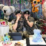 방탄 진짜 ㅈㄴ 끈끈해 ㅋㅋㅋㅋ