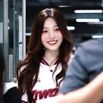 크러쉬<b>신효섭</b>여자친구조이박수영부럽다 ㅋㅋㅋㅋㅋ