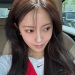 '<b>CEO</b>' 효민, 발로 뛰는 사장님 하루 일과…미팅→차안→미팅→차안