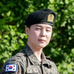 [현장포토] "더 멋있어졌네"…지민, 놀라운 전역미