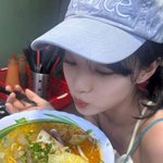 여행 사진 분위기 너무 느좋이라는 여배우